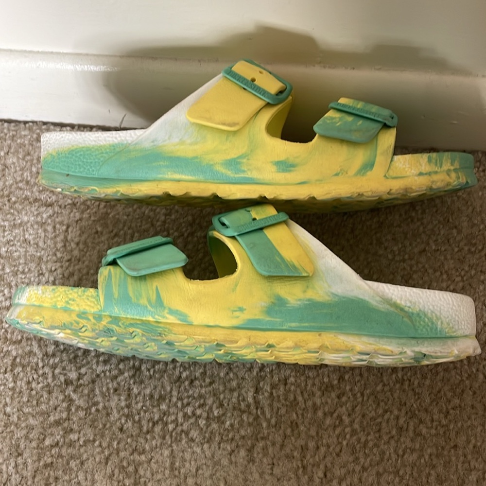 Birkenstock foam tie dye sandals. Size 39 / 8-9 - Picture 3 of 4